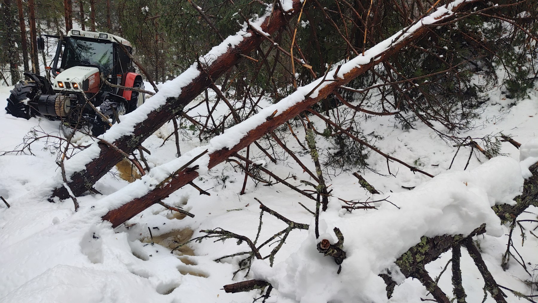 Otežan pristup DTV odašiljačima na Kraljici i Majevici odgađa odleđivanje antena